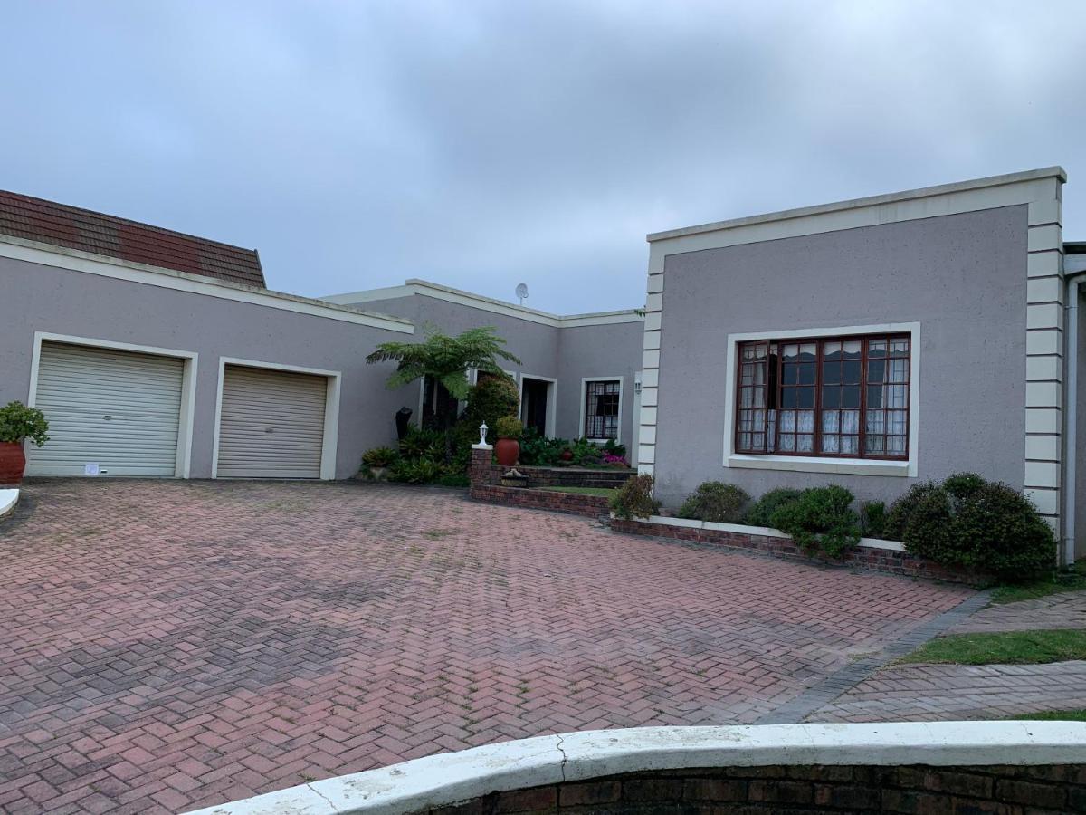 Green Pastures Guesthouse George Exterior photo